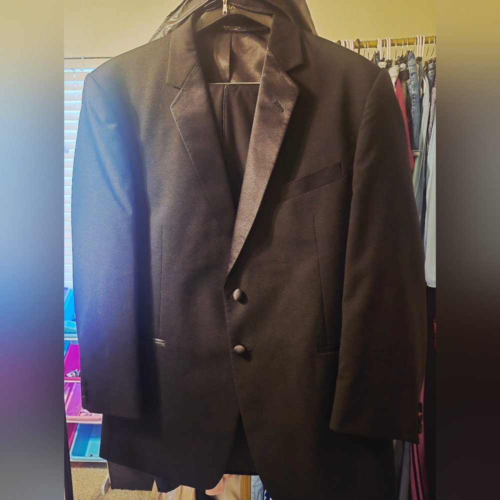 After Six Elegant Black Tuxedo Jacket‎